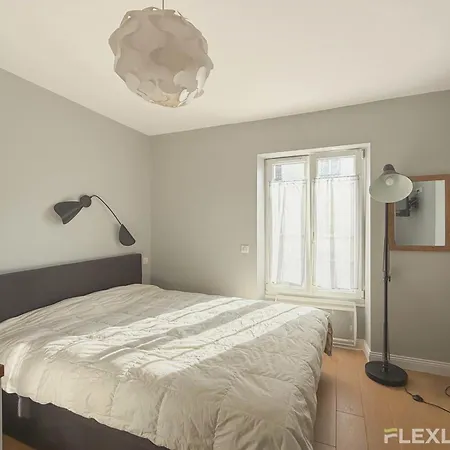 Chabrol - Beautiful Bright And Fully Equipped T1 Appartamento