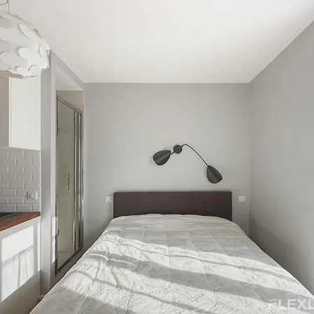 Appartamento Chabrol - Beautiful Bright And Fully Equipped T1 Parigi